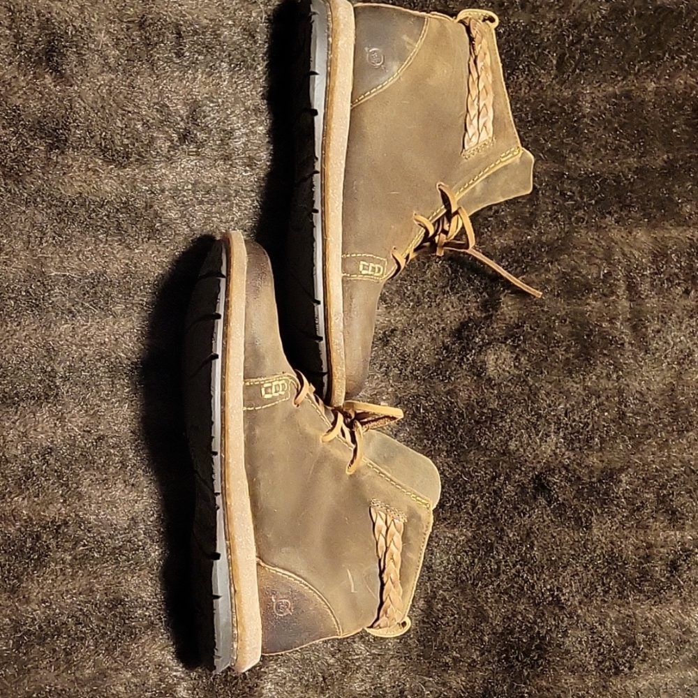 Born Ankle Boots, Size 8.